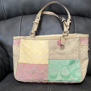 Coach Womens B1073-F14868 Multicolor Logo Patchwork Hand Bag Purse.